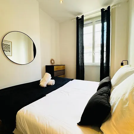 Notre Dame - 2 Bedrooms - Partdieu Apartman